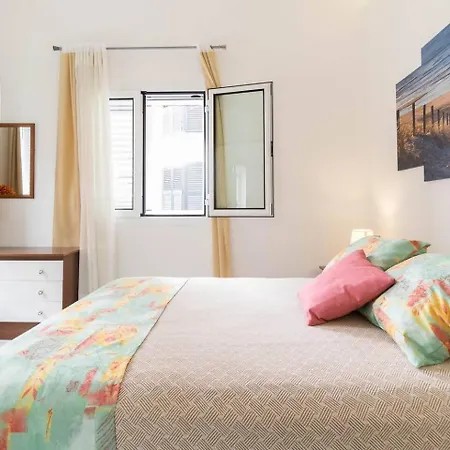 아파트 El Loft De Clara